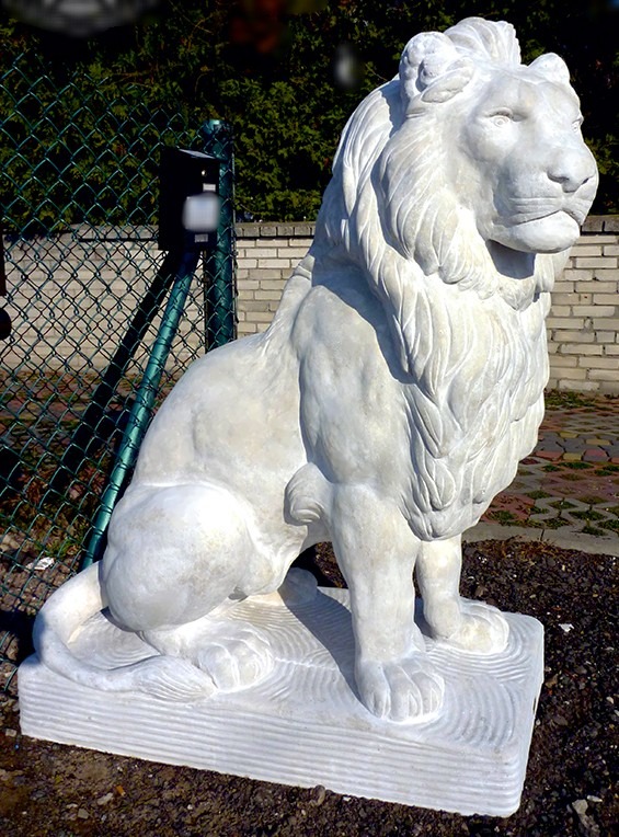 Sockel Mit Löwenkopf Aus Steinguss – Frostsicher, 47 Cm Hoch & Ideal Für Garten, Terrasse & Dekoration